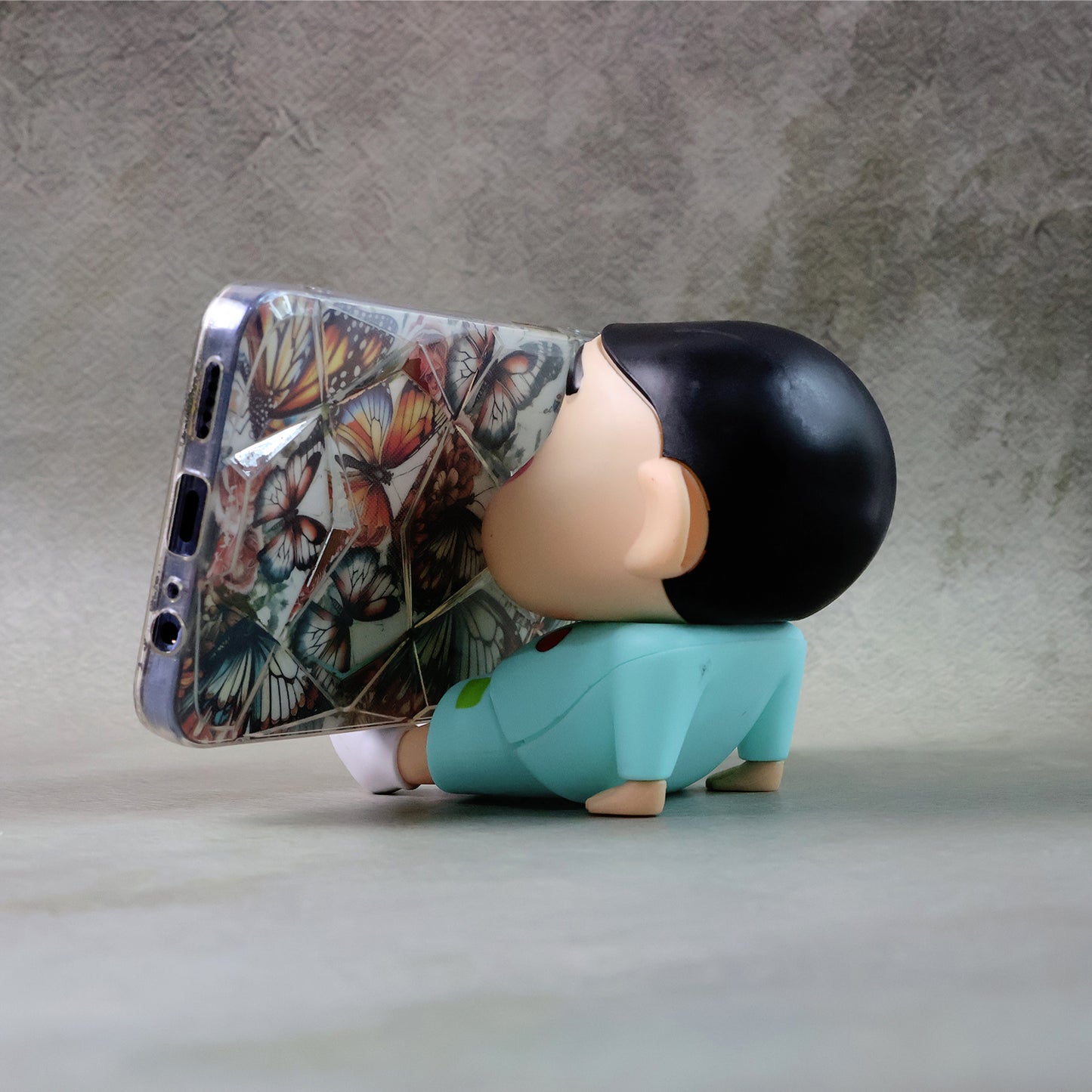 Cute Cartoon Figurine Mobile Phone Stand