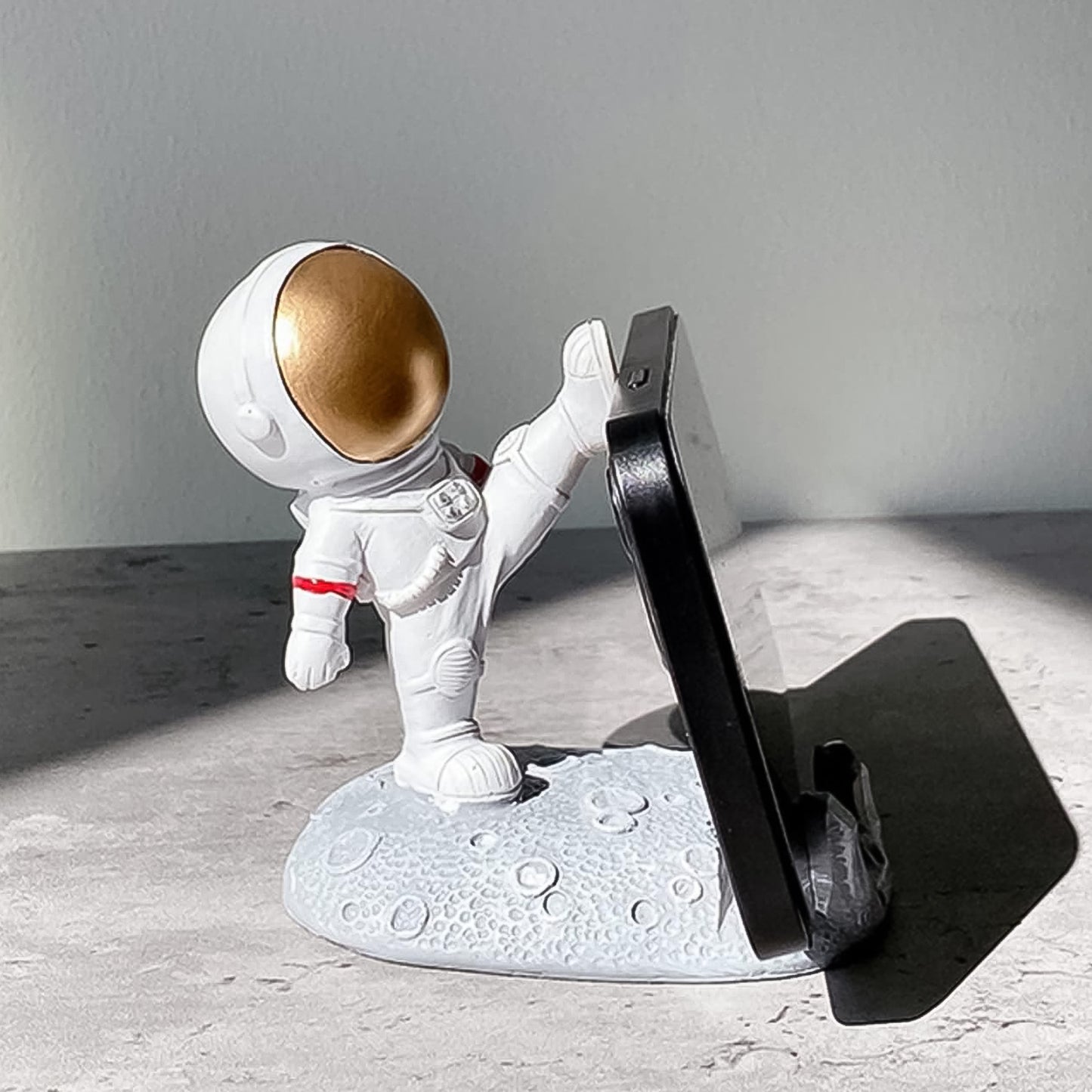 Astronaut Office Phone Stand
